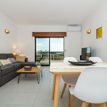 Central Apartment - Pool And Sea View & Albufeira Center エクステリア 写真